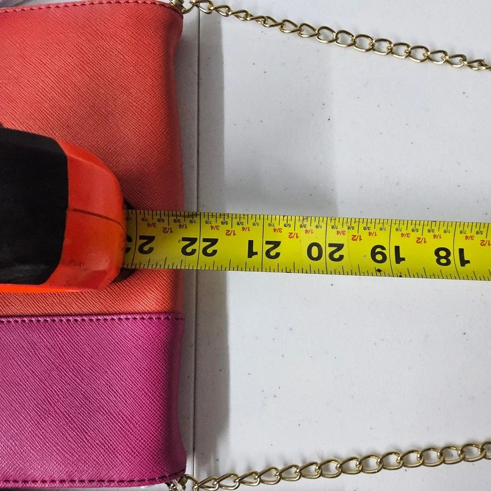 G by Guess chic color